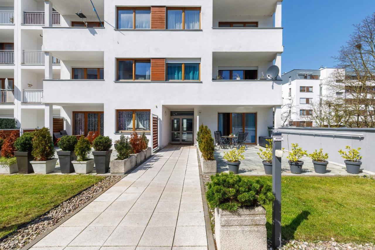 Family Apartment Magic & Sea With Terrace By Noclegi Renters Świnoujście  Eksteriør billede